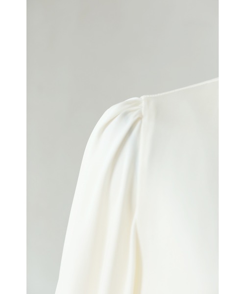 cawaii（カワイイ）の「美しく艶めくパールネックのブラウストップス（シャツ/ブラウス・レディース・ホワイト・FREE）」の5枚目の写真