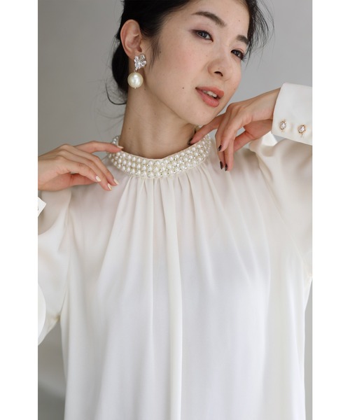 cawaii（カワイイ）の「美しく艶めくパールネックのブラウストップス（シャツ/ブラウス・レディース・ホワイト・FREE）」の19枚目の写真