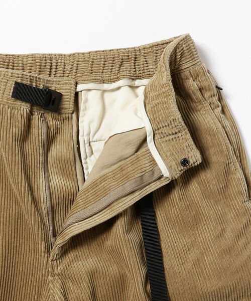 BEAMS（ビームス）の「BEAMS / ウェビング バギーパンツ（その他パンツ・メンズ・チャコールグレー/ベージュ・SMALL/MEDIUM/LARGE/X-LARGE）」の8枚目の写真