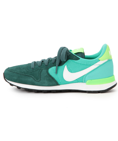 NIKE（ナイキ）の「[ナイキ]◆NIKEインターナショナリスト スニーカー ◆（スニーカー・レディース・ブラック/ピンク/ケリー・24.5cm/23cm/25cm/24cm/22.5cm/23.5cm）」の4枚目の写真