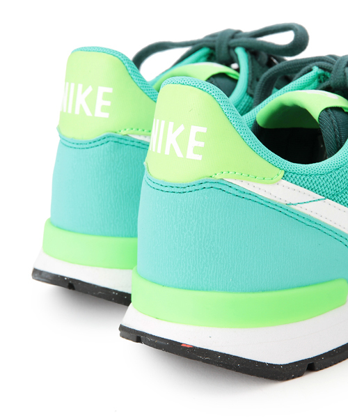 NIKE（ナイキ）の「[ナイキ]◆NIKEインターナショナリスト スニーカー ◆（スニーカー・レディース・ブラック/ピンク/ケリー・24.5cm/23cm/25cm/24cm/22.5cm/23.5cm）」の8枚目の写真