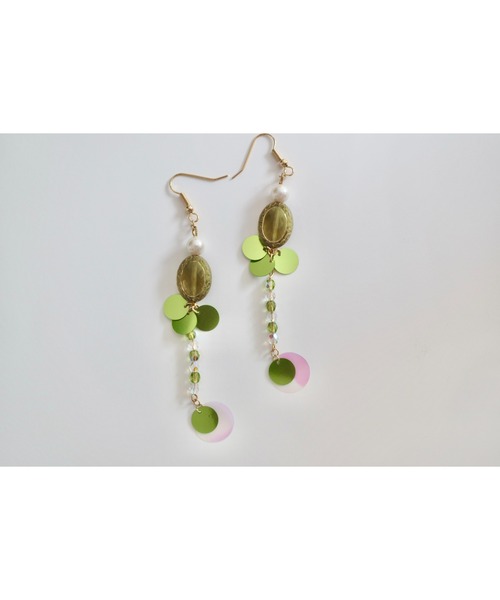 tone(トーン)の「【hazeleyes】オリーブパールのロングピアス【hazeleyes-ヘーゼルアイズ】(MA)(ピアス(両耳用)・レディース・オリーブ・FREE)」の6枚目の写真