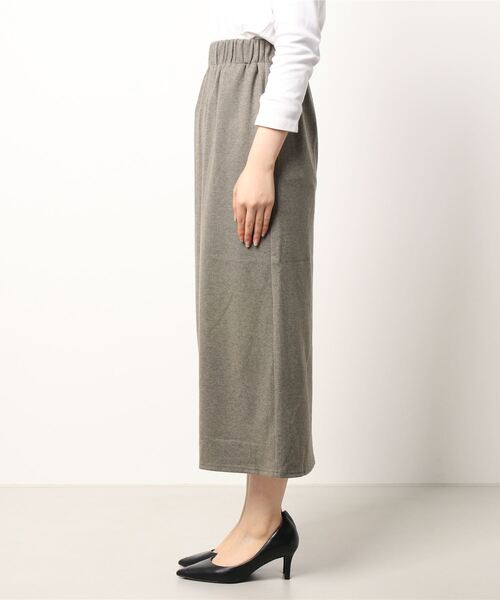 Samansa Mos2 blue(サマンサモスモスブルー)の「コーデュロイ起毛スカート(スカート・レディース・ベージュ/グレー/チャコール・フリ-)」の6枚目の写真