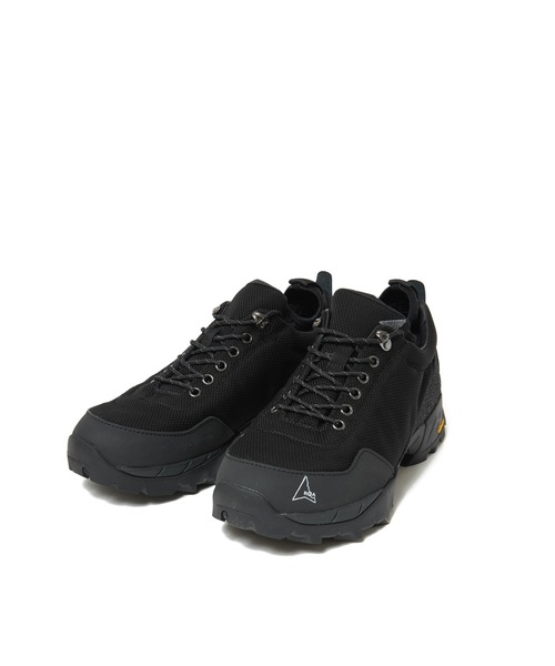 AMERICAN RAG CIE（アメリカンラグシー）の「ロア ROA / NEAL（スニーカー・メンズ・ブラック・42/41）」の2枚目の写真