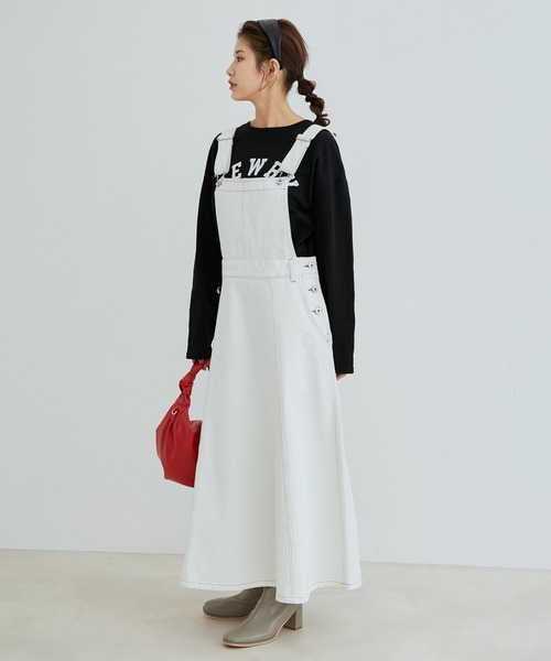 vis-`a-vis（ビサビ）の「【WEB限定】デニム＆ツイルジャンパースカート（ジャンパースカート・レディース・ホワイト/ネイビー・M/S）」の17枚目の写真