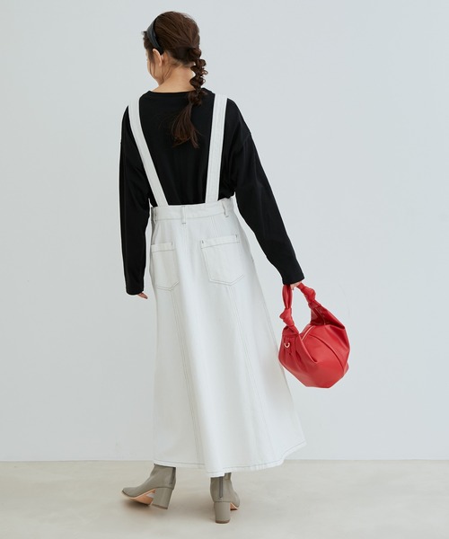 vis-`a-vis（ビサビ）の「【WEB限定】デニム＆ツイルジャンパースカート（ジャンパースカート・レディース・ホワイト/ネイビー・M/S）」の3枚目の写真