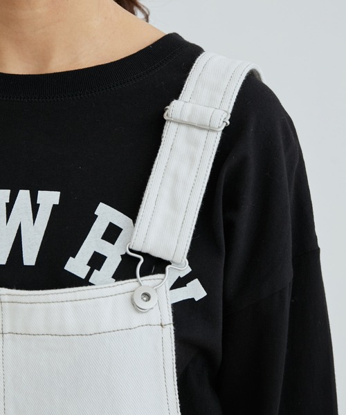 vis-`a-vis（ビサビ）の「【WEB限定】デニム＆ツイルジャンパースカート（ジャンパースカート・レディース・ホワイト/ネイビー・M/S）」の4枚目の写真