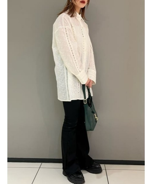 EYELET LONG シャツ moussy アイレット レース shirt 白 MOUSSY（マウジー）の「EYELET LONG シャツ（シャツ/ブラウス