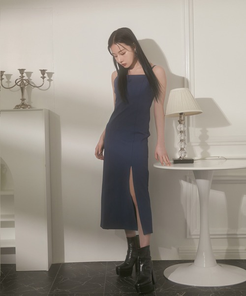 ANDGEEBEE(アンジービー)の「スリットキャミワンピ(ワンピース・レディース・ブルー/ブラック・MEDIUM)」の9枚目の写真