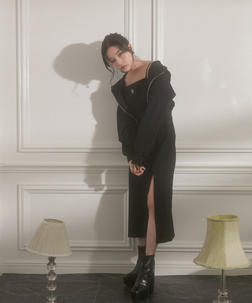 ANDGEEBEE(アンジービー)の「スリットキャミワンピ(ワンピース・レディース・ブルー/ブラック・MEDIUM)」の17枚目の写真