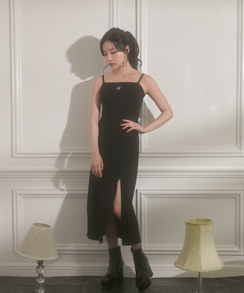 ANDGEEBEE(アンジービー)の「スリットキャミワンピ(ワンピース・レディース・ブルー/ブラック・MEDIUM)」の19枚目の写真