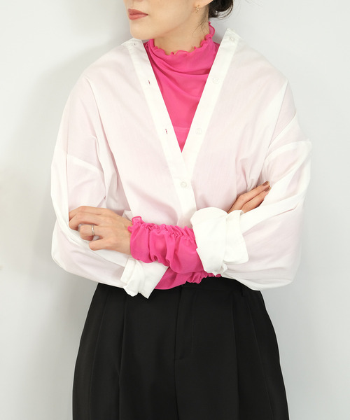 ＡＮＤＪ（アンドジェイ）の「袖シャーリングハイネックシアートップス（Tシャツ/カットソー・レディース・グリーン/ブラウン/ブラック/ピンク/グリーン系その他/ピンク系その他/アイボリー/レッド/ブルー/イエロー・M）」の9枚目の写真