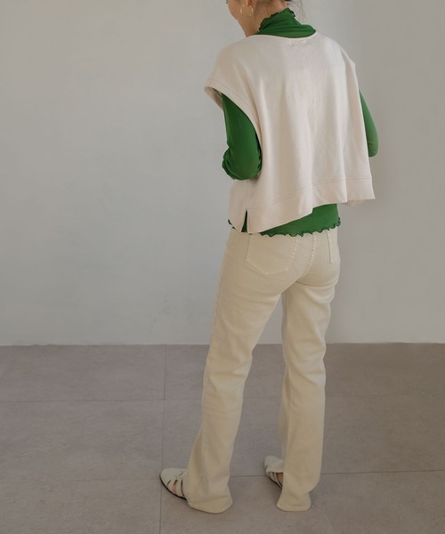 ＡＮＤＪ（アンドジェイ）の「袖シャーリングハイネックシアートップス（Tシャツ/カットソー・レディース・グリーン/ブラウン/ブラック/ピンク/グリーン系その他/ピンク系その他/アイボリー/レッド/ブルー/イエロー・M）」の15枚目の写真