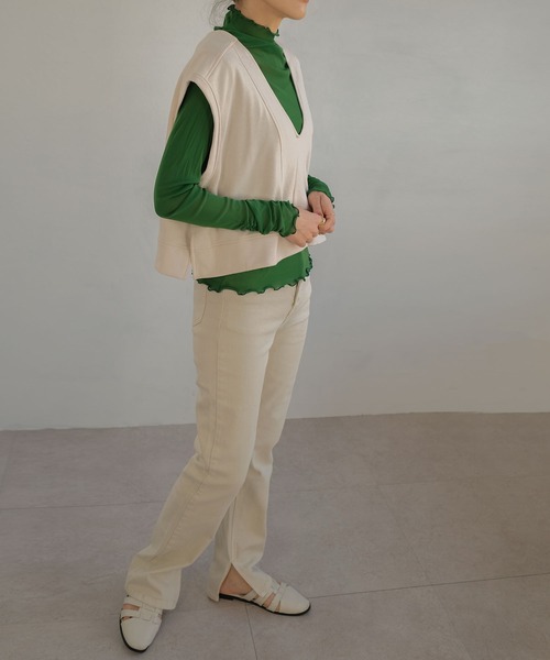 ＡＮＤＪ（アンドジェイ）の「袖シャーリングハイネックシアートップス（Tシャツ/カットソー・レディース・グリーン/ブラウン/ブラック/ピンク/グリーン系その他/ピンク系その他/アイボリー/レッド/ブルー/イエロー・M）」の19枚目の写真