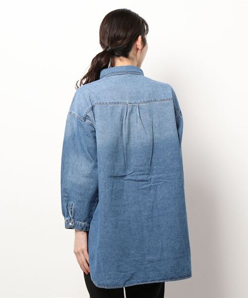 coca(coca)(コカ)の「\新色追加/ビッグデニムシャツ(シャツ/ブラウス・レディース・ブルー系その他/アイボリー・ONE SIZE/M/L)」の14枚目の写真