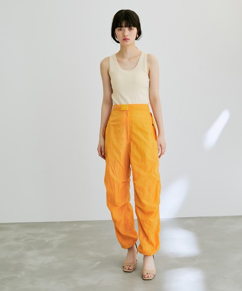 ADAM ET ROPE'（アダムエロペ）の「カップインニットタンク（タンクトップ・レディース・ブラック/キナリ/ライトグリーン・FREE）」の19枚目の写真