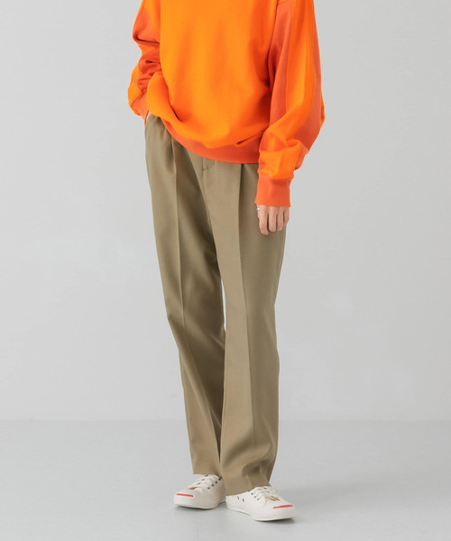 KBF（ケイビーエフ）の「カルゼ風ワンタックスラックス（スラックス・レディース・ネイビー/アイボリー/ライトカーキ・ONE）」の2枚目の写真