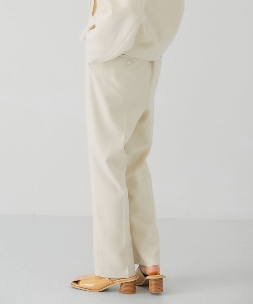 KBF（ケイビーエフ）の「カルゼ風ワンタックスラックス（スラックス・レディース・ネイビー/アイボリー/ライトカーキ・ONE）」の6枚目の写真