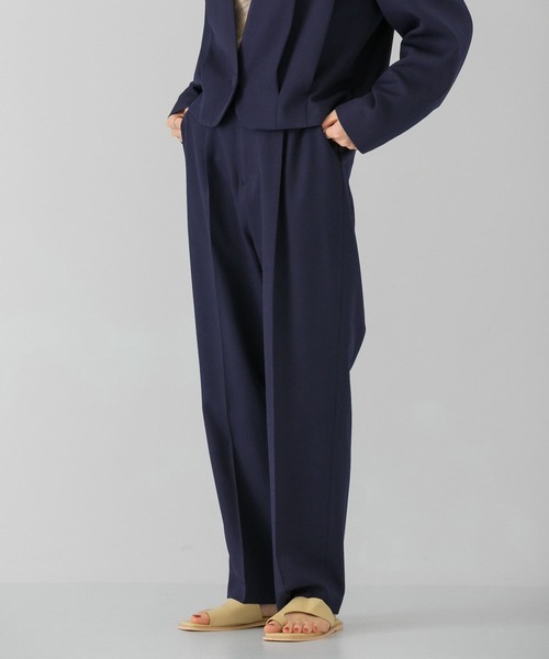 KBF（ケイビーエフ）の「カルゼ風ワンタックスラックス（スラックス・レディース・ネイビー/アイボリー/ライトカーキ・ONE）」の17枚目の写真