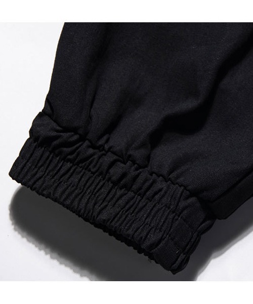 CORPUS TOKYO（コーパス トーキョー）の「Lazy Tokyo ジョガーカーゴパンツ（カーゴパンツ・メンズ・カーキ/ブラック・2/4/3/1）」の8枚目の写真