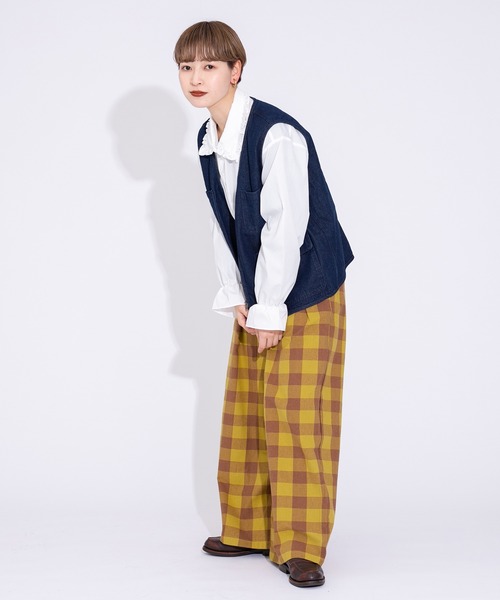 kutir(クティール)の「デニムフィッシングベスト(ベスト・レディース・ライトブルー/オフホワイト/ブルー・FREE)」の17枚目の写真