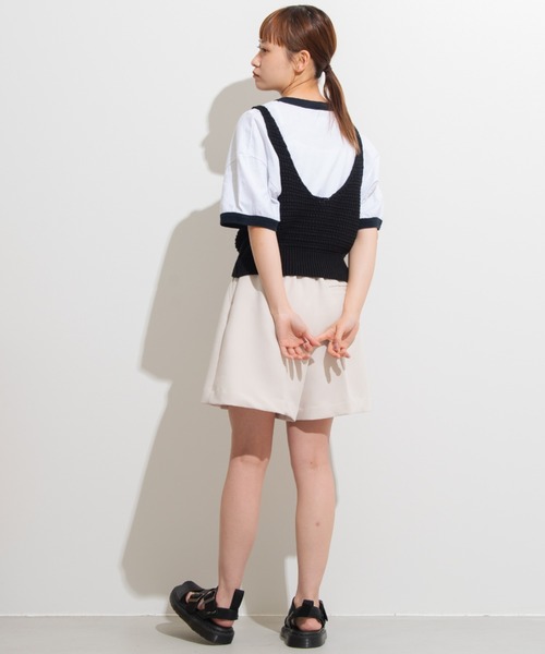 MERLOT(メルロー)の「タンクビスチェ(タンクトップ・レディース・ブラック/アイボリー・FREE)」の17枚目の写真