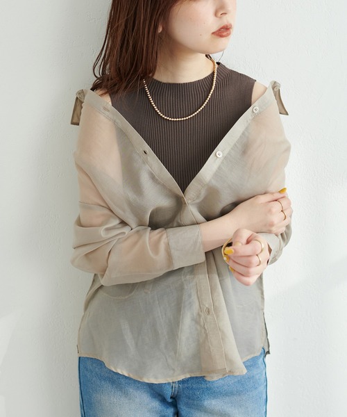 natural couture(ナチュラルクチュール)の「WEB限定カラー有り/コレ1着でコーデが決まる シアーシャツ×リブニットセット(シャツ/ブラウス)」|ベージュ