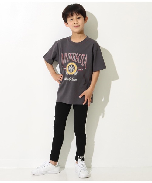 ANAP kids（アナップキッズ）の「カレッジプリントビッグTシャツ（Tシャツ/カットソー・キッズ・ベージュ/ホワイト/スミクロ・120cm/130cm/110cm）」の5枚目の写真