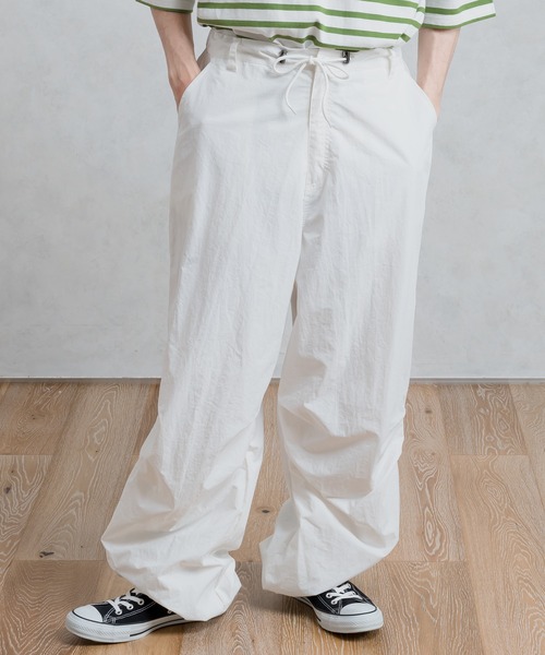 MUHET(ミュエータ)の「スノーパンツ(その他パンツ・レディース・ホワイト/グリーン系その他・SMALL/MEDIUM/X-LARGE)」の2枚目の写真