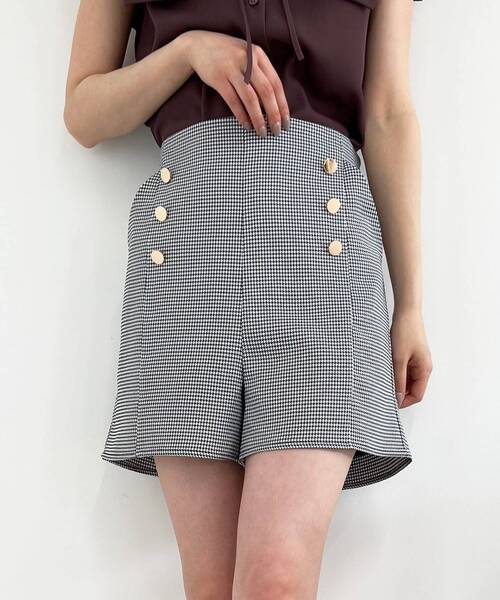 MAJESTIC LEGON(マジェスティックレゴン)の「ダブルボタンショートパンツ(その他パンツ・レディース・ブラック/ブラック系その他/ブラウン系その他2・MEDIUM)」の15枚目の写真