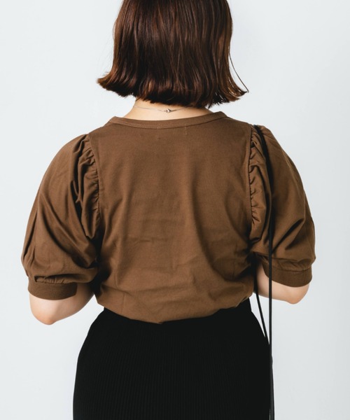 nemne store(ネンネストア)の「袖ボリュームプルオーバー(Tシャツ/カットソー・レディース・ブラウン/オフホワイト/ピンク・フリー)」の15枚目の写真