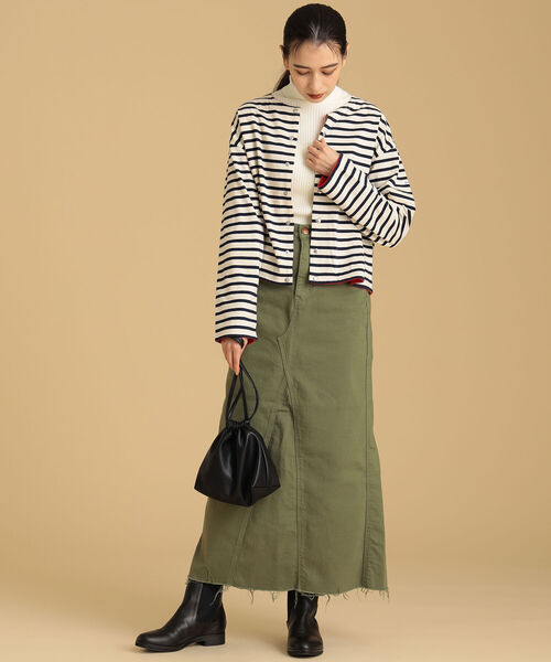 Ray BEAMS（レイビームス）の「ORCIVAL / クルーネック カーディガン（カーディガン/ボレロ・レディース・ホワイト系その他/ブラック系その他・1）」の5枚目の写真