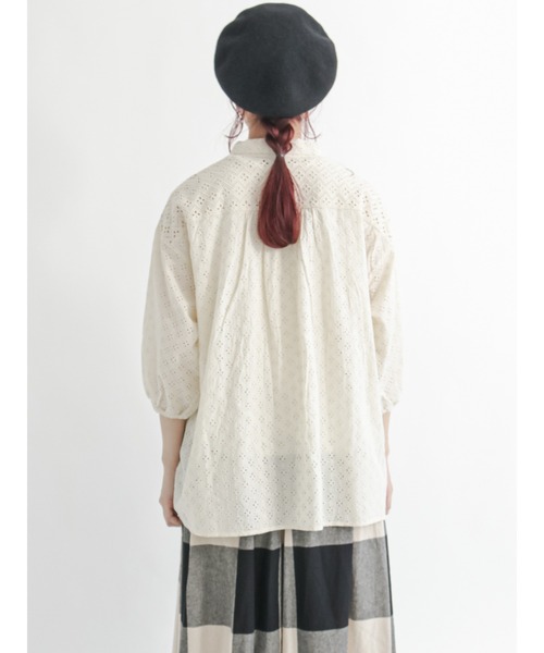 Samansa Mos2（サマンサ モスモス）の「オーバーレースシャツ（シャツ/ブラウス・レディース・ブラック/モカ/キナリ・ﾌﾘ-）」の10枚目の写真