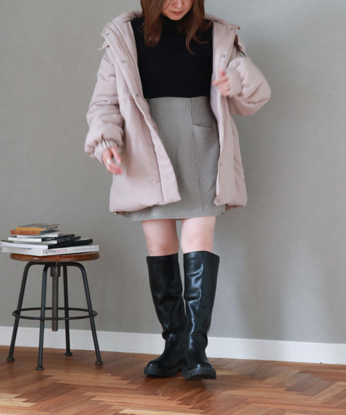 archives（アルシーヴ）の「ボリューム中綿ミドルジャケット（ダウンジャケット/コート・レディース・アイボリー/ピンクベージュ/ブラック・MEDIUM）」の4枚目の写真