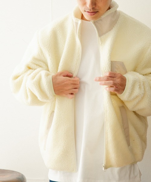 ITEMS URBANRESEARCH(アイテムズ アーバンリサーチ)の「ハイネック ボアブルゾン(ブルゾン・メンズ・ブラック/カーキ/アイボリー・MEDIUM/LARGE)」の10枚目の写真