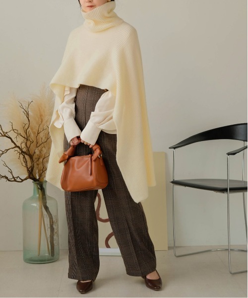 Bab（バブ）の「2WAYケープマフラー（マフラー・レディース・アイボリー/ブラック/ベージュ・ONESIZE）」の16枚目の写真