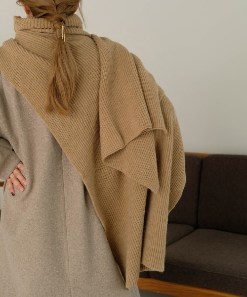 Bab（バブ）の「2WAYケープマフラー（マフラー・レディース・アイボリー/ブラック/ベージュ・ONESIZE）」の14枚目の写真