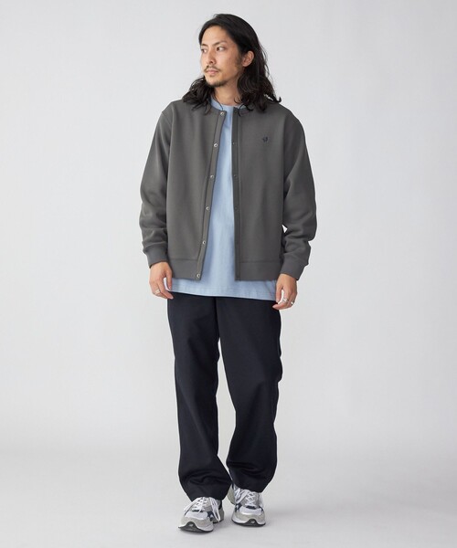 SHIPS(シップス)の「*SHIPS: ワンポイント ロゴ 梨地 ボンディング フリース クルーネック スナップ カーディガン(カーディガン/ボレロ・メンズ・ブラック/グレー/ベージュ・SMALL/MEDIUM/LARGE/X-LARGE)」の4枚目の写真