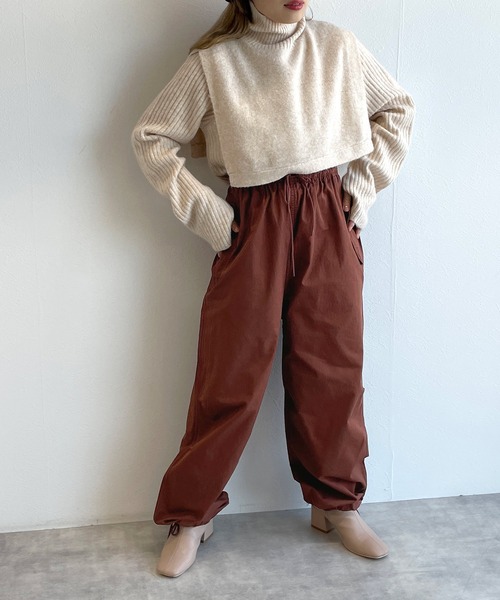 w closet（ダブルクローゼット）の「イージーパラシュートパンツ（その他パンツ・レディース・ホワイト/ピンク/カーキ/ブラウン/ブラック/ライトカーキ・FREE）」の18枚目の写真