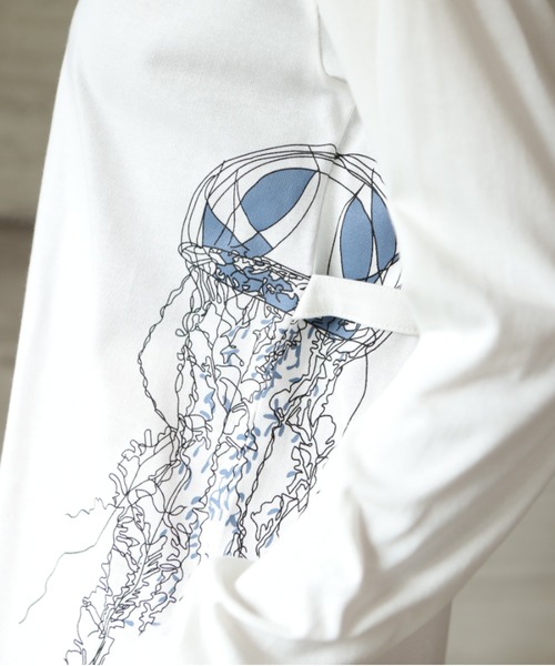 GENXDER(ノンジェンダー)の「【genxder】ユニセックス オリジナルクラゲプリント 蝶々刺繍 肩紐付き ロングTシャツ(Tシャツ/カットソー・メンズ・グレー/ブラウン/ブラック/ホワイト/ホワイト系その他/ブラック系その他/グレー系その他/ブラウン系その他/グリーン系その他/グリーン・MEDIUM/LARGE/X-LARGE)」の18枚目の写真
