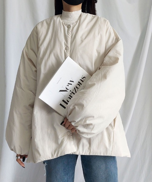 me+em select（ミームセレクト）の「ノーカラージップスリットマットナイロンダウンジャケット（ブルゾン・レディース・ブラック/カーキ/アイボリー・MEDIUM）」の5枚目の写真