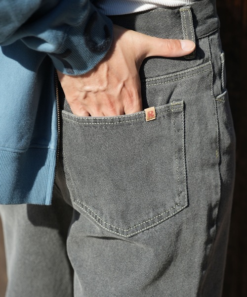 roial(ロイアル)の「DENIM/ROIAL(ロイアル)デニムパンツ(デニムパンツ・メンズ・ライトインディゴブルー/ワンウォッシュ/オフホワイト/チャコールグレー・30inch/32inch/34inch)」の20枚目の写真