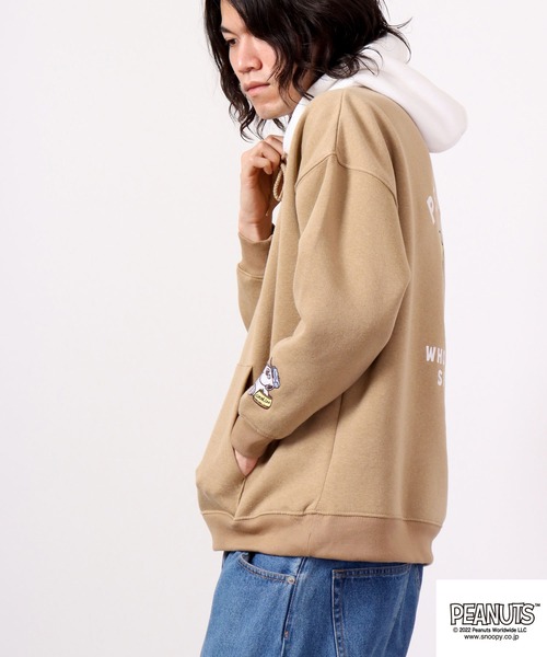 PEANUTS(ピーナッツ)の「PEANUTS スヌーピー 裏起毛スウェット パーカー(パーカー・レディース・杢グレー/モカ/カーキ/ブルーグレー/グレー系その他/オートミール/ネイビー/オフホワイト/ピンクベージュ/ブルー/ブラック/レッド・L/M/LL)」の20枚目の写真