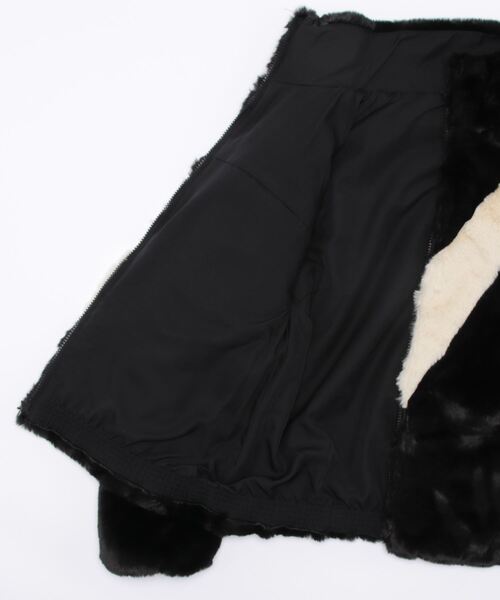 NIKE（ナイキ）の「【NIKE】AS W NSW JKT FAUX FU（その他アウター・レディース・ブラック・SMALL/MEDIUM）」の3枚目の写真