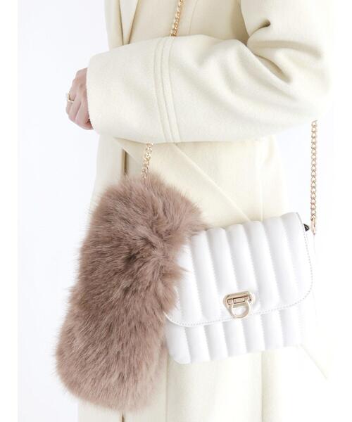 Te chichi（テチチ）の「キルティングミニショルダーバッグ（ハンドバッグ・レディース・オフホワイト/ブルー/ピンク・ﾌﾘ-）」の4枚目の写真