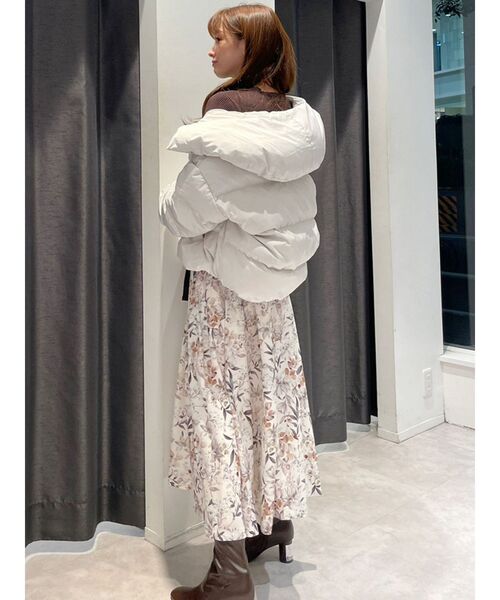 MERCURYDUO（マーキュリーデュオ）の「ニットドッキングギャザーフレアワンピース（ワンピース・レディース・ブラック/オフホワイト/ダークブラウン/ブラウン/ベージュ・SMALL/MEDIUM）」の16枚目の写真