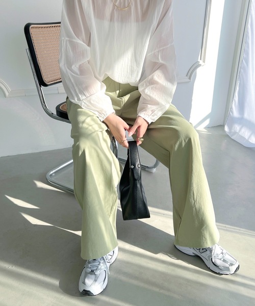 MYMOOD.(マイムード)の「タックボリュームワイドパンツ(その他パンツ・レディース・カーキ/アイボリー・FREE)」の6枚目の写真