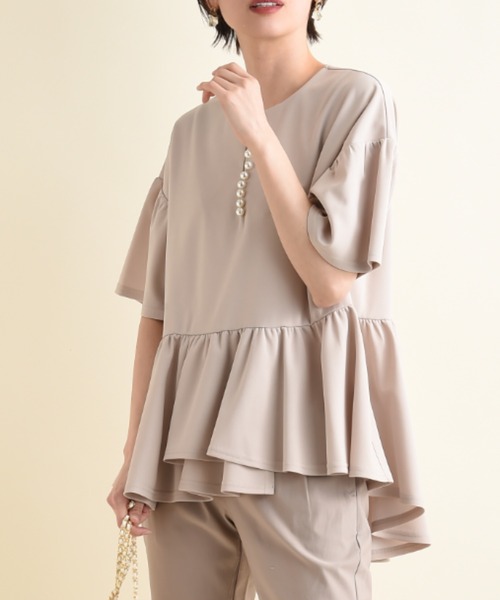 INTERPLANET(インタープラネット)の「カットジョーゼットパールブラウス(シャツ/ブラウス・レディース・オフホワイト/ブラック/ライトベージュ/グレイッシュベージュ・FREE)」の4枚目の写真