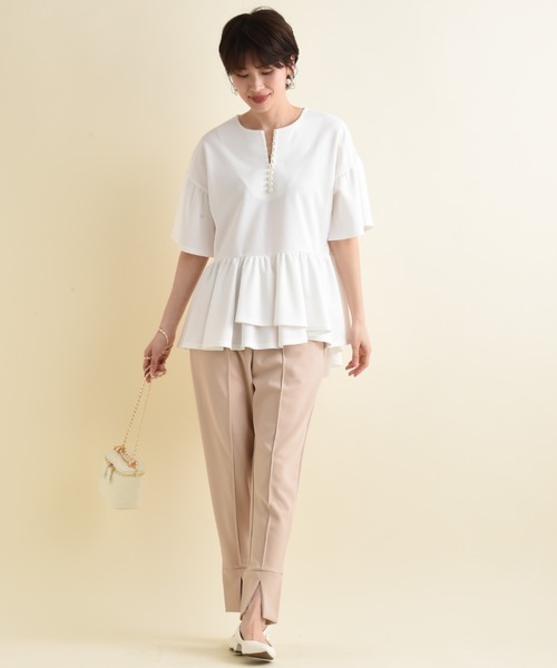 INTERPLANET(インタープラネット)の「カットジョーゼットパールブラウス(シャツ/ブラウス・レディース・オフホワイト/ブラック/ライトベージュ/グレイッシュベージュ・FREE)」の22枚目の写真