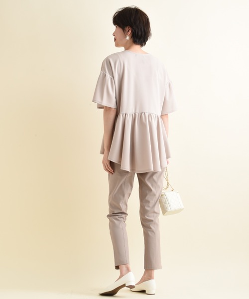 INTERPLANET(インタープラネット)の「カットジョーゼットパールブラウス(シャツ/ブラウス・レディース・オフホワイト/ブラック/ライトベージュ/グレイッシュベージュ・FREE)」の14枚目の写真